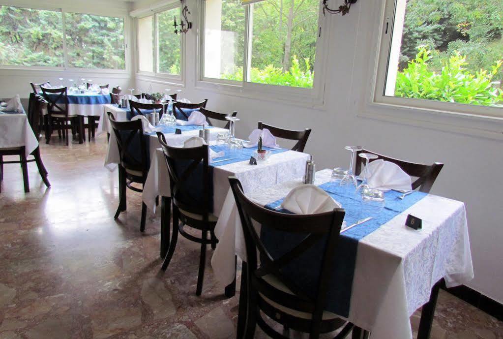 Hotel Restaurant Le Lachens La Bastide  المظهر الخارجي الصورة